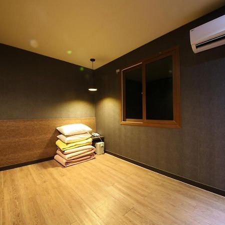 โรงแรมวิตามิน ปูซาน ภายนอก รูปภาพ